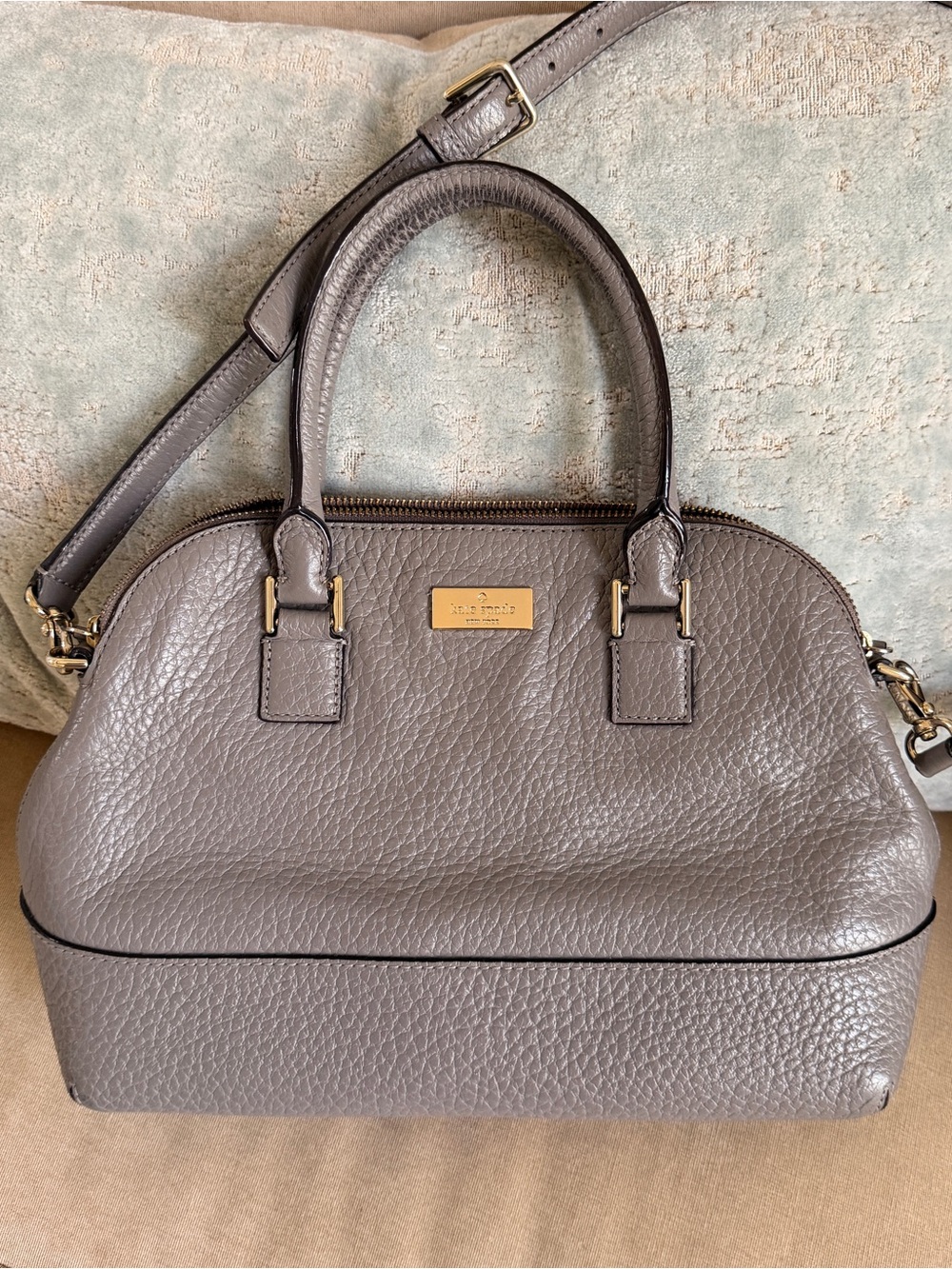 Kate Spade Prospect Place Small
Jenny Satchel Grey Pebbled
Leather Dome Bag